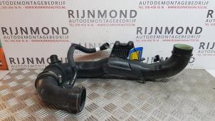 Gebruikte Intercooler Buis Ford Fiesta 7 1.0 EcoBoost 12V Prijs € 78,65 Inclusief btw aangeboden door Autodemontage Rijnmond BV