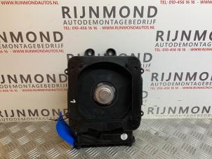 Gebruikte Speaker BMW 2 serie Gran Tourer (F46) 218i 1.5 TwinPower Turbo 12V Prijs € 24,20 Inclusief btw aangeboden door Autodemontage Rijnmond BV