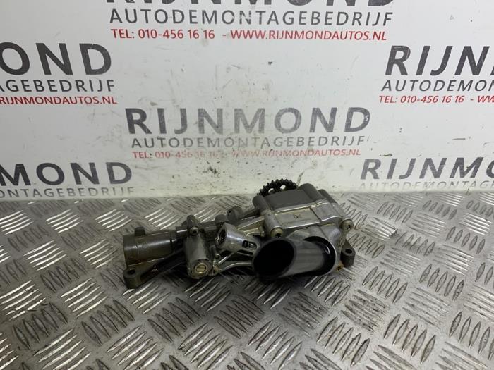 Gebruikte Oliepomp Mercedes B (W245) 1.7 B-170 16V Prijs € 200,00 Margeregeling aangeboden door Autodemontage Rijnmond BV