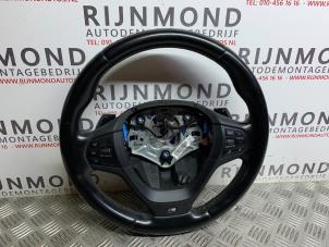 Gebruikte Stuurwiel BMW X3 (F25) xDrive20d 16V Prijs € 211,75 Inclusief btw aangeboden door Autodemontage Rijnmond BV