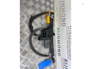 Gebruikte Raammechaniek 4Deurs links-achter Jaguar XF (CC9) 3.0 D V6 24V Prijs € 20,00 Margeregeling aangeboden door Autodemontage Rijnmond BV