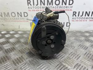 Gebruikte Pomp Airco Renault Clio II (BB/CB) 1.2 16V Prijs € 50,00 Margeregeling aangeboden door Autodemontage Rijnmond BV