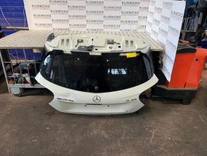 Gebruikte Achterklep Mercedes A (W176) 2.0 A-45 AMG Turbo 16V 4-Matic Prijs € 121,00 Inclusief btw aangeboden door Autodemontage Rijnmond BV