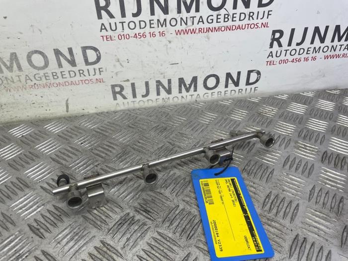 Gebruikte Galerij (Injectie) Opel Astra J (PC6/PD6/PE6/PF6) 1.6 16V Ecotec Prijs op aanvraag aangeboden door Autodemontage Rijnmond BV