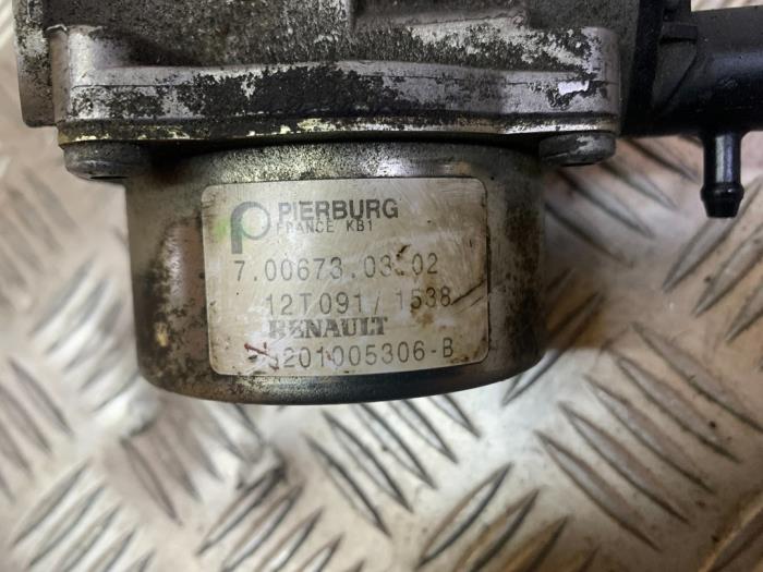 Vacuumpomp (Diesel) van een Renault Megane III Berline (BZ) 1.5 dCi 110 2013