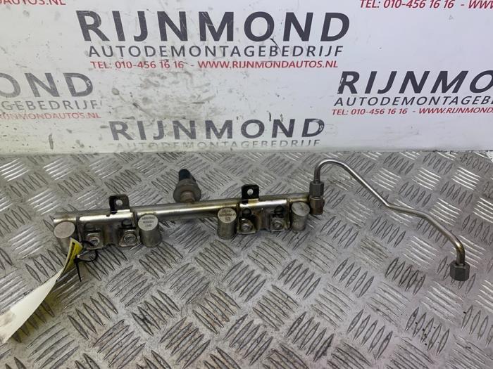 Gebruikte Injector brug Peugeot 208 I (CA/CC/CK/CL) 1.6 16V GTI Prijs op aanvraag aangeboden door Autodemontage Rijnmond BV