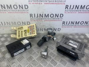 Gebruikte Contactslot + computer Hyundai i20 1.2i 16V Prijs € 181,50 Inclusief btw aangeboden door Autodemontage Rijnmond BV