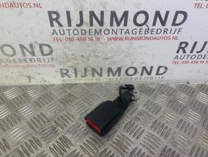 Gebruikte Veiligheidsgordel Insteek rechts-achter Citroen C1 1.0 Vti 68 12V Prijs op aanvraag aangeboden door Autodemontage Rijnmond BV