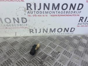 Gebruikte PDC Sensor Set Peugeot 1007 (KM) 1.4 Prijs op aanvraag aangeboden door Autodemontage Rijnmond BV