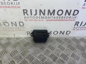 Gebruikte PDC Module Volkswagen Polo V (6R) 1.6 TDI 16V 90 Prijs € 40,00 Margeregeling aangeboden door Autodemontage Rijnmond BV