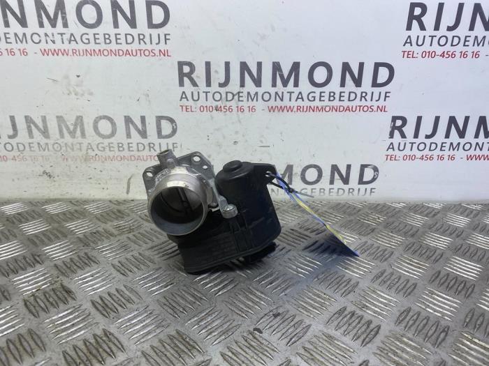 Gebruikte Gasklephuis Peugeot 208 I (CA/CC/CK/CL) 1.2 Vti 12V PureTech 82 Prijs € 14,99 Inclusief btw aangeboden door Autodemontage Rijnmond BV