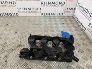 Gebruikte Kleppendeksel Ford Transit Connect (PJ2) 1.6 TDCi 16V 115 Prijs op aanvraag aangeboden door Autodemontage Rijnmond BV