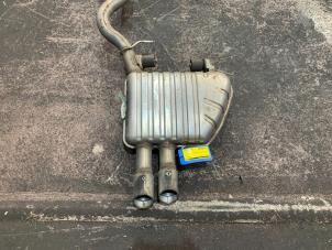 Gebruikte Uitlaat Einddemper Jaguar XE 2.0d 180 16V Prijs € 181,50 Inclusief btw aangeboden door Autodemontage Rijnmond BV