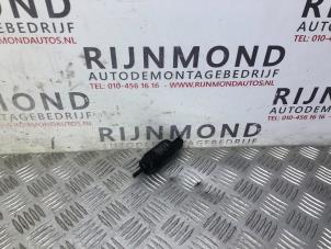 Gebruikte Ruitensproeierpomp voor BMW 1 serie (F20) 118d 2.0 16V Prijs op aanvraag aangeboden door Autodemontage Rijnmond BV