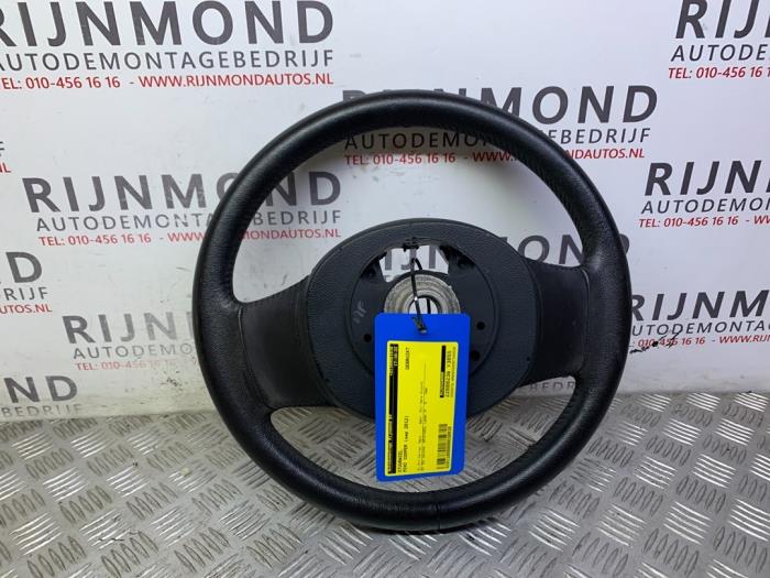 Stuurwiel van een MINI Mini (R56) 1.6 16V One 2012