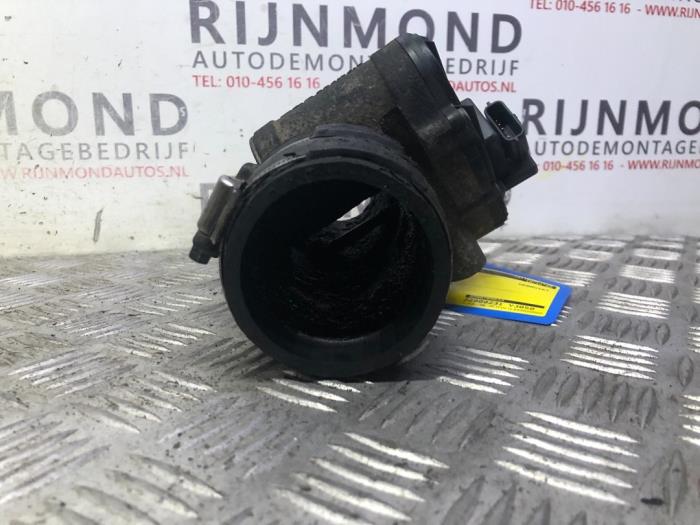 EGR Klep van een Renault Master II (FD/HD) 2.5 dCi 120 FAP 2010