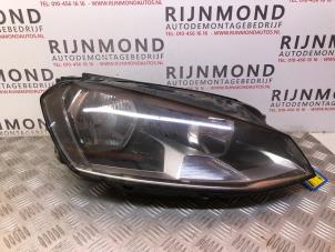 Gebruikte Koplamp rechts Volkswagen Golf VII Variant (AUVV) 1.4 TSI 16V Prijs € 60,00 Margeregeling aangeboden door Autodemontage Rijnmond BV