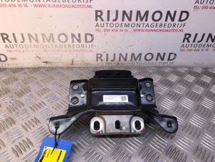 Gebruikte Motorsteun Volkswagen Golf VII Variant (AUVV) 1.6 TDI 16V Prijs € 25,00 Margeregeling aangeboden door Autodemontage Rijnmond BV