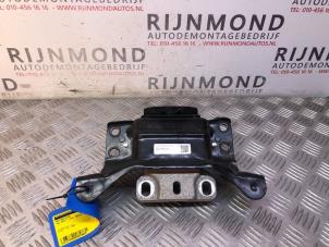 Gebruikte Motorsteun Volkswagen Golf VII Variant (AUVV) 1.6 TDI 16V Prijs € 25,00 Margeregeling aangeboden door Autodemontage Rijnmond BV