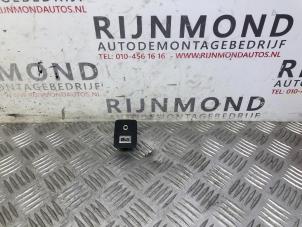 Gebruikte AUX/USB aansluiting Ford EcoSport (JK8) 1.5 TDCi Prijs € 18,15 Inclusief btw aangeboden door Autodemontage Rijnmond BV