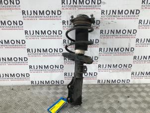 Gebruikte Schokbreker links-voor Opel Insignia Sports Tourer 1.5 Turbo 16V 165 Prijs € 150,00 Margeregeling aangeboden door Autodemontage Rijnmond BV