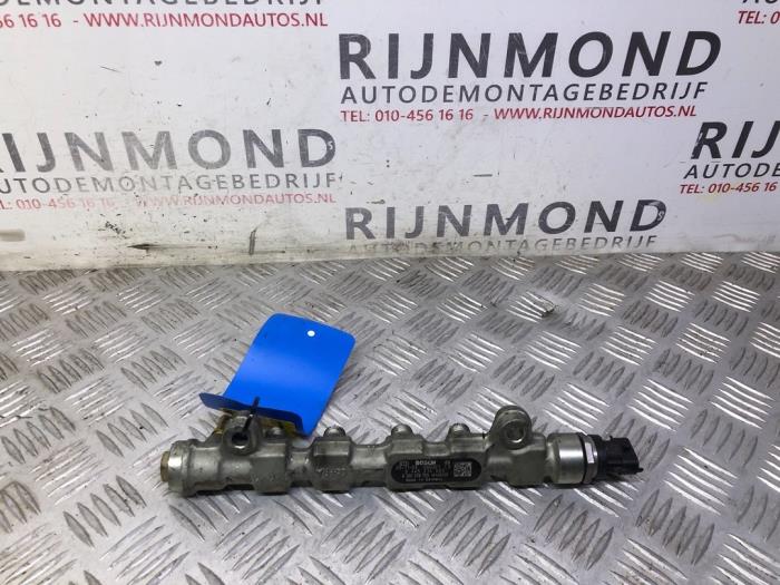 Gebruikte Common rail (Injectie) Renault Espace (JK) 2.2 dCi 150 16V Grand Espace Prijs op aanvraag aangeboden door Autodemontage Rijnmond BV