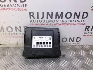 Gebruikte Bodycontrol Module Opel Insignia Sports Tourer 1.5 Turbo 16V 165 Prijs op aanvraag aangeboden door Autodemontage Rijnmond BV