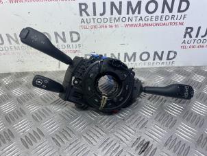Gebruikte Combischakelaar Stuurkolom BMW X5 (E53) 3.0 24V Prijs op aanvraag aangeboden door Autodemontage Rijnmond BV