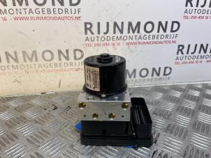 Gebruikte ABS Pomp BMW 3 serie (E90) 318i 16V Prijs € 90,75 Inclusief btw aangeboden door Autodemontage Rijnmond BV