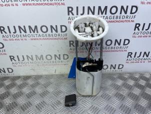 Gebruikte Benzinepomp BMW 3 serie (E90) 318i 16V Prijs op aanvraag aangeboden door Autodemontage Rijnmond BV