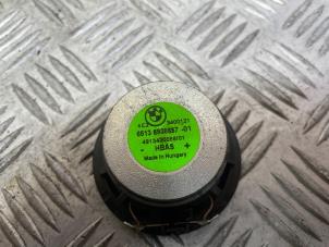 Gebruikte Luidspreker BMW X5 (E70) xDrive 40d 3.0 24V Prijs € 24,20 Inclusief btw aangeboden door Autodemontage Rijnmond BV