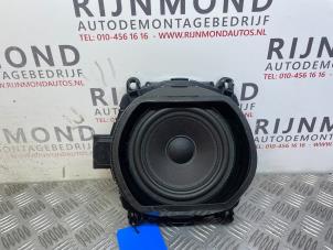Gebruikte Speaker BMW X5 (E70) xDrive 40d 3.0 24V Prijs € 24,20 Inclusief btw aangeboden door Autodemontage Rijnmond BV