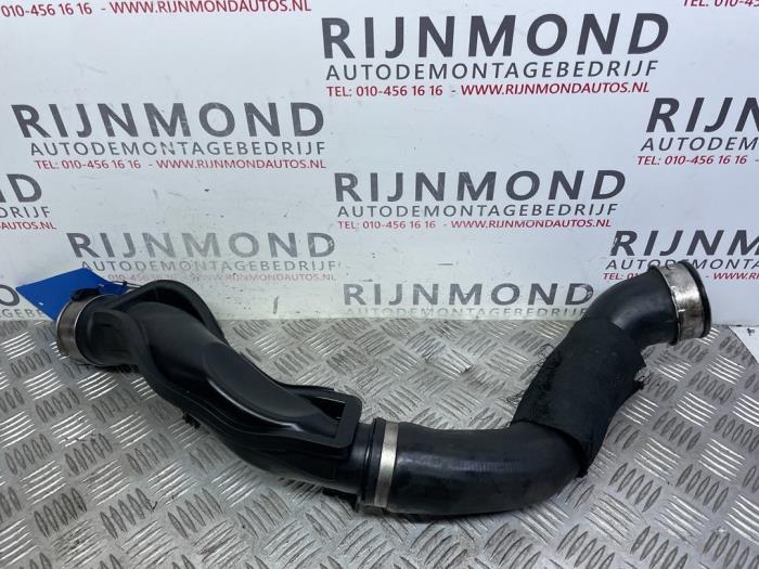 Gebruikte Intercooler Buis BMW X5 (E70) xDrive 40d 3.0 24V Prijs € 90,75 Inclusief btw aangeboden door Autodemontage Rijnmond BV