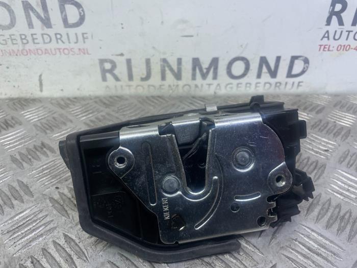 Deurslot Mechaniek 4Deurs links-achter van een BMW 4 serie Gran Coupe (F36) 435d xDrive 3.0 24V 2016