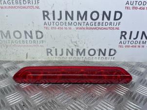 Gebruikte Remlicht Extra midden Peugeot 308 (4A/C) 1.6 HDi Prijs € 36,30 Inclusief btw aangeboden door Autodemontage Rijnmond BV