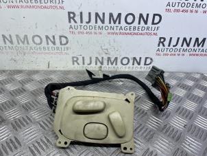 Gebruikte Schakelaar Stoelverstelling Jaguar XF (CC9) 2.7 D V6 24V Prijs op aanvraag aangeboden door Autodemontage Rijnmond BV