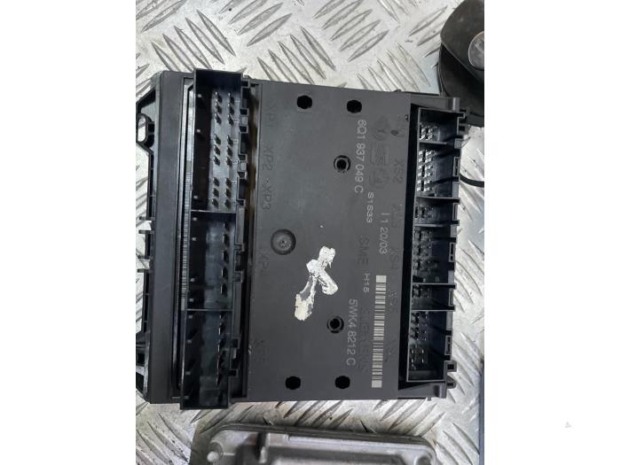 Gebruikte Kontaktslot + computer Seat Ibiza III (6L1) 1.2 12V Prijs op aanvraag aangeboden door Autodemontage Rijnmond BV