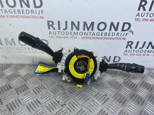 Gebruikte Combischakelaar Stuurkolom Kia Sportage (JE) 2.0 CVVT 16V 4x2 Prijs op aanvraag aangeboden door Autodemontage Rijnmond BV