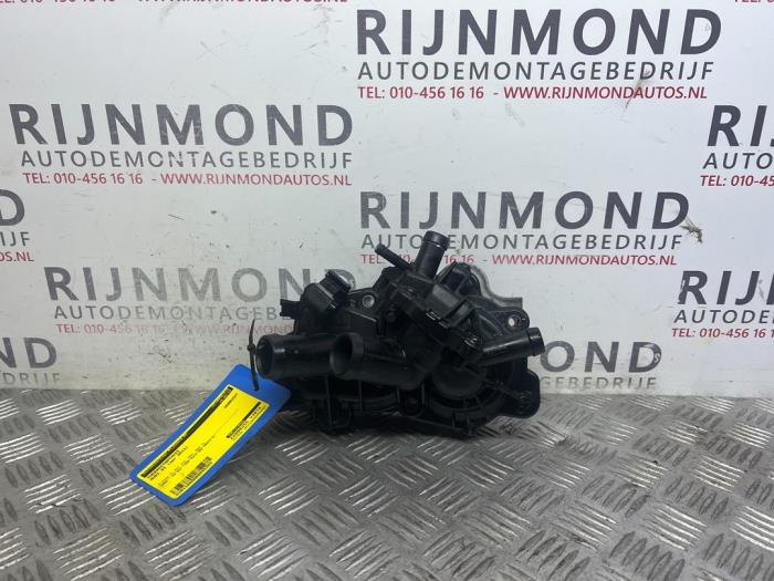 Gebruikte Thermostaathuis Audi A3 Sportback (8VA/8VF) 1.4 TFSI 16V Prijs € 121,00 Inclusief btw aangeboden door Autodemontage Rijnmond BV