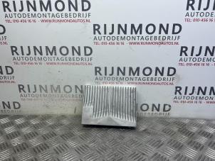 Gebruikte Radio versterker Landrover Discovery Sport (LC) 2.0 eD4 150 16V Prijs € 423,50 Inclusief btw aangeboden door Autodemontage Rijnmond BV