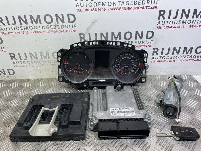Gebruikte Kontaktslot + computer Volkswagen Golf VII (AUA) 1.6 TDI 16V Prijs € 302,50 Inclusief btw aangeboden door Autodemontage Rijnmond BV