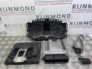 Gebruikte Kontaktslot + computer Volkswagen Golf VII (AUA) 1.6 TDI 16V Prijs € 302,50 Inclusief btw aangeboden door Autodemontage Rijnmond BV