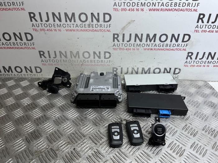 Gebruikte Kontaktslot + computer BMW 5 serie (F10) 530d 24V Prijs € 544,50 Inclusief btw aangeboden door Autodemontage Rijnmond BV
