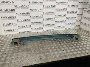 Gebruikte Bumperframe achter Peugeot 208 I (CA/CC/CK/CL) 1.0 Vti 12V PureTech Prijs op aanvraag aangeboden door Autodemontage Rijnmond BV