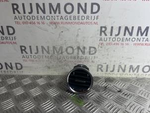 Gebruikte Luchtrooster Dashboard Fiat 500 (312) 1.2 Prijs € 18,15 Inclusief btw aangeboden door Autodemontage Rijnmond BV