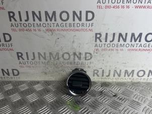 Gebruikte Luchtrooster Dashboard Fiat 500 (312) 1.2 Prijs € 18,15 Inclusief btw aangeboden door Autodemontage Rijnmond BV