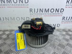 Gebruikte Chaufage Ventilatiemotor Peugeot Partner (GC/GF/GG/GJ/GK) 1.6 HDI 90 Prijs € 50,00 Margeregeling aangeboden door Autodemontage Rijnmond BV