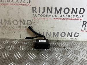 Gebruikte AUX/USB aansluiting Renault Kadjar (RFEH) 1.2 Energy TCE 130 Prijs € 36,30 Inclusief btw aangeboden door Autodemontage Rijnmond BV