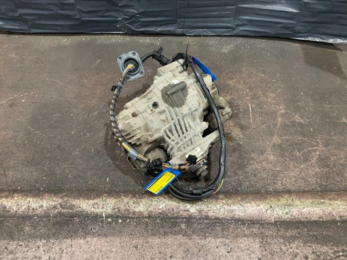 Gebruikte Cardanklok achter BMW X6M (E71/72) 4.4i V8 Turbo 32V Prijs € 847,00 Inclusief btw aangeboden door Autodemontage Rijnmond BV