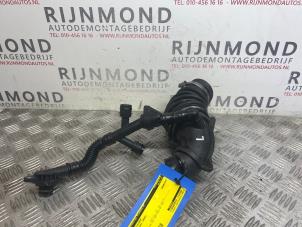 Gebruikte Luchtgeleider BMW X6M (E71/72) 4.4i V8 Turbo 32V Prijs € 90,75 Inclusief btw aangeboden door Autodemontage Rijnmond BV